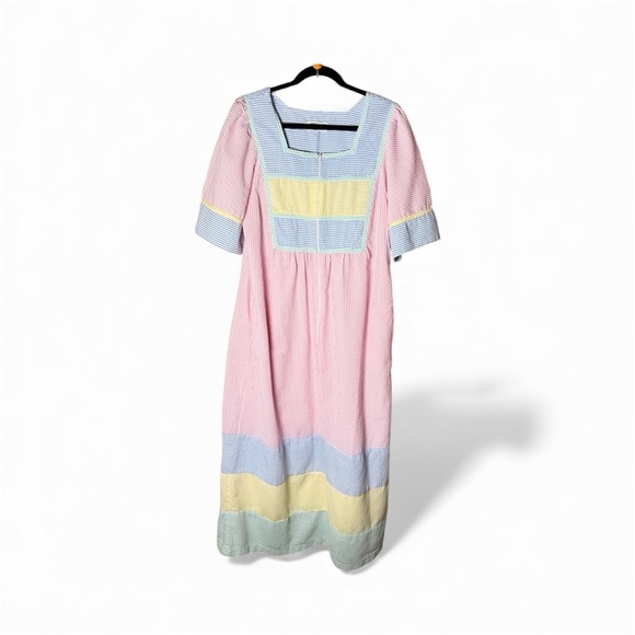Dresses & Skirts - Saybury Seersucker Colorblock Midi Dress – Size M/L
